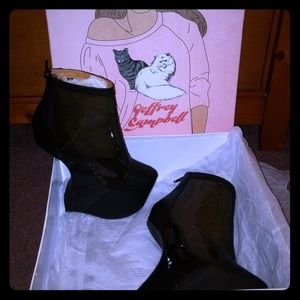 Black Jeffery Campbell night walk